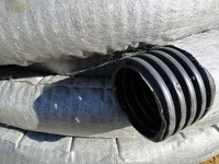 Труба дренажная двухслойная с перфорацией в фильтре d 160 мм